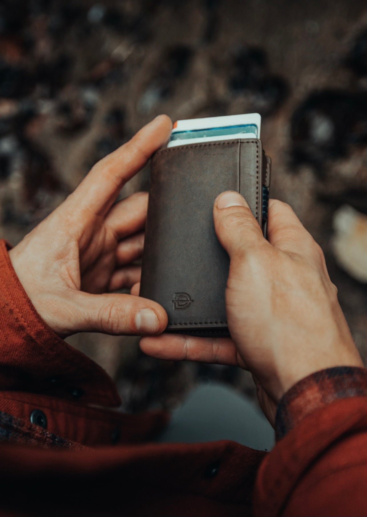 BI-FOLD CLASSICS